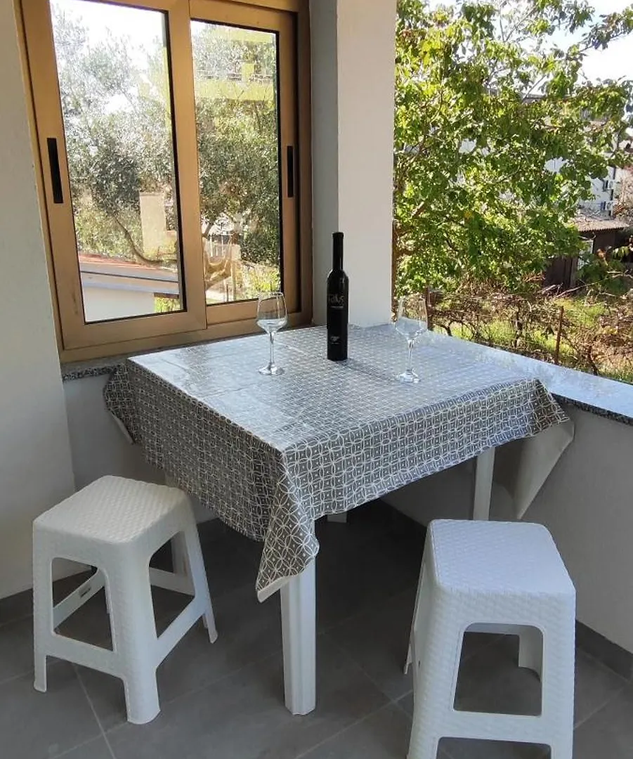 Apartman Emily, 6 Plus 2 Guests, Newly Refurbished Пула Хорватия